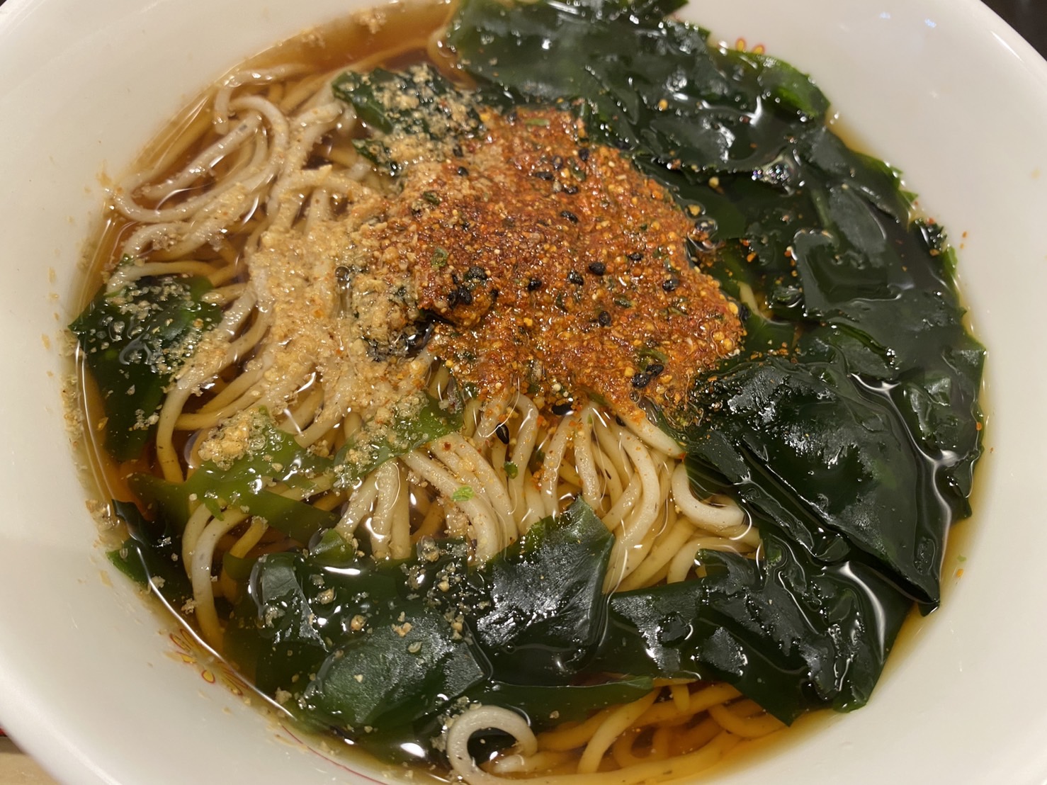 ランチは暖かいわかめそば
